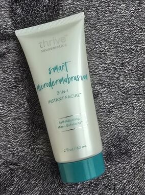 Thrive Causemetics Smart Microdermabrasion Instant Facial 2oz Exfoliant NEW